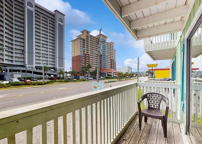 Coastal Close To The With Balcony - Walk Everywhere Holiday home Gulf Shores
